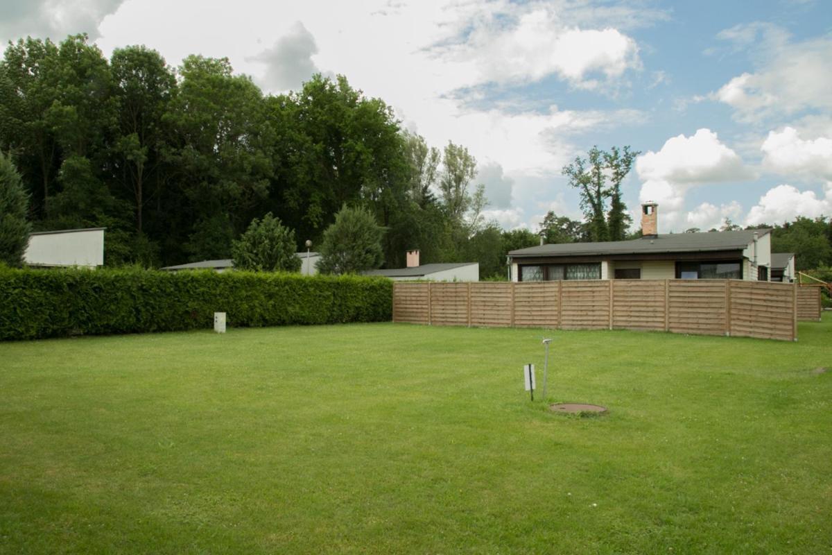 Camping Oaza Blonie Kornik Domki Standard Plus - 3 Pokoje Exterior foto