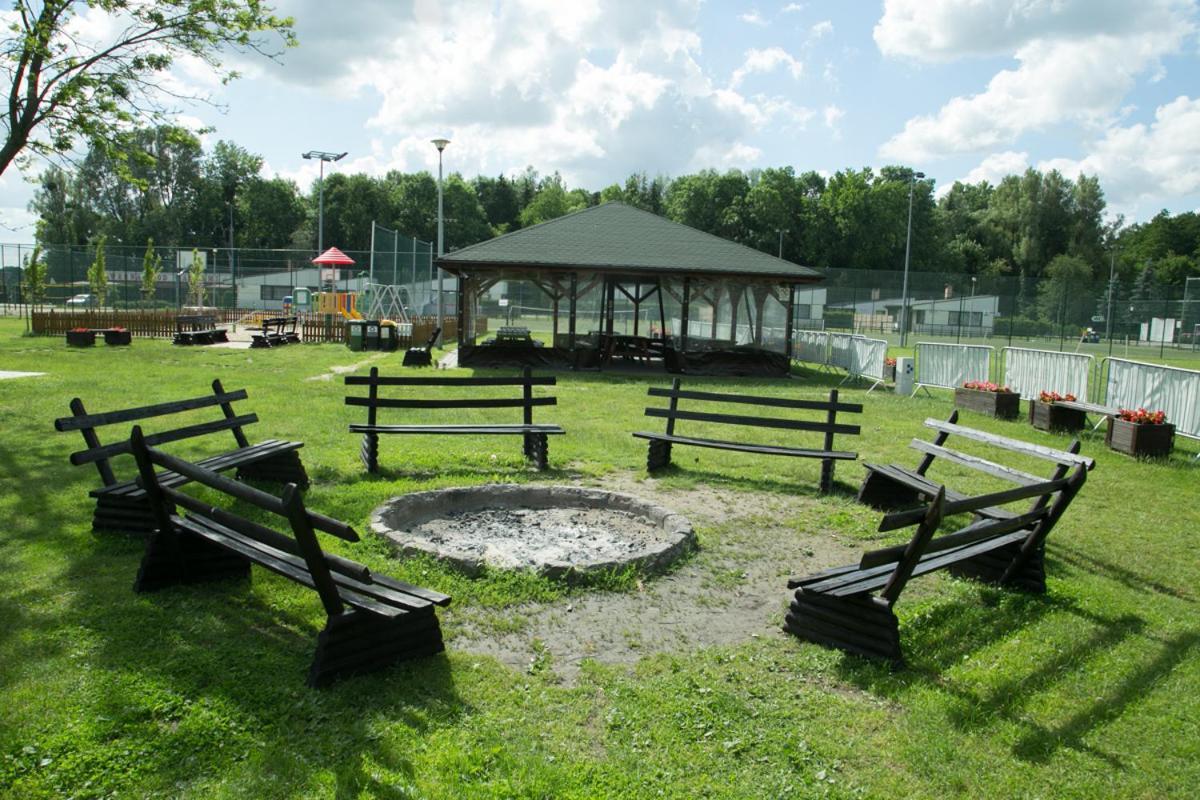 Camping Oaza Blonie Kornik Domki Standard Plus - 3 Pokoje Exterior foto