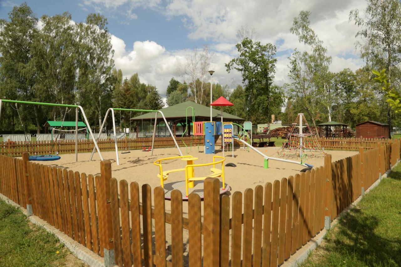 Camping Oaza Blonie Kornik Domki Standard Plus - 3 Pokoje Exterior foto