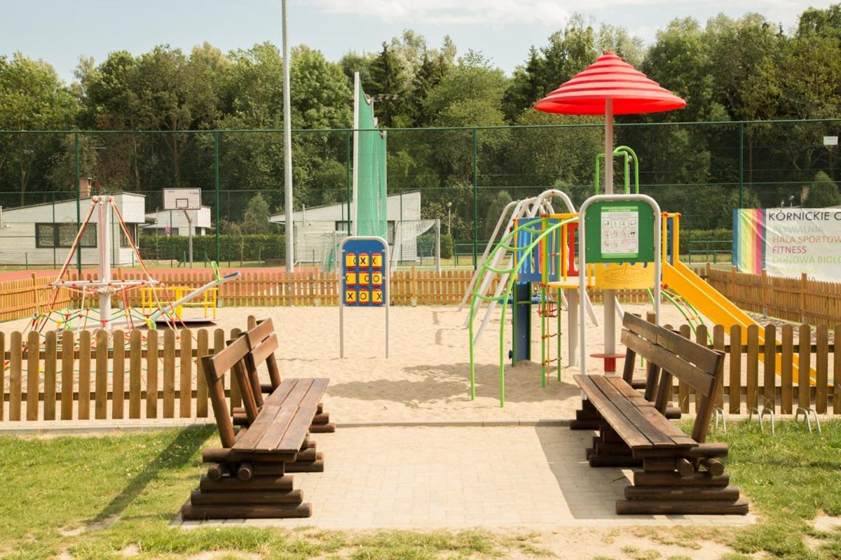 Camping Oaza Blonie Kornik Domki Standard Plus - 3 Pokoje Exterior foto